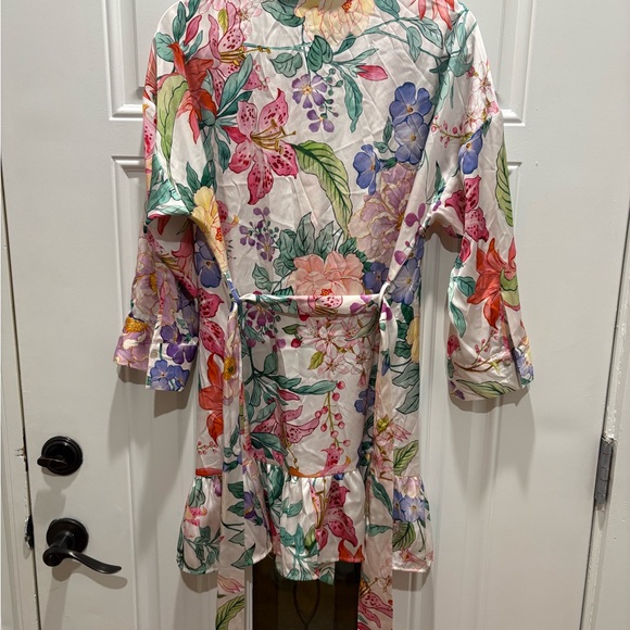 Zara Floral Print Button-Down Tie Waist Satin Dress Size M Multicolor - Picture 2 of 2